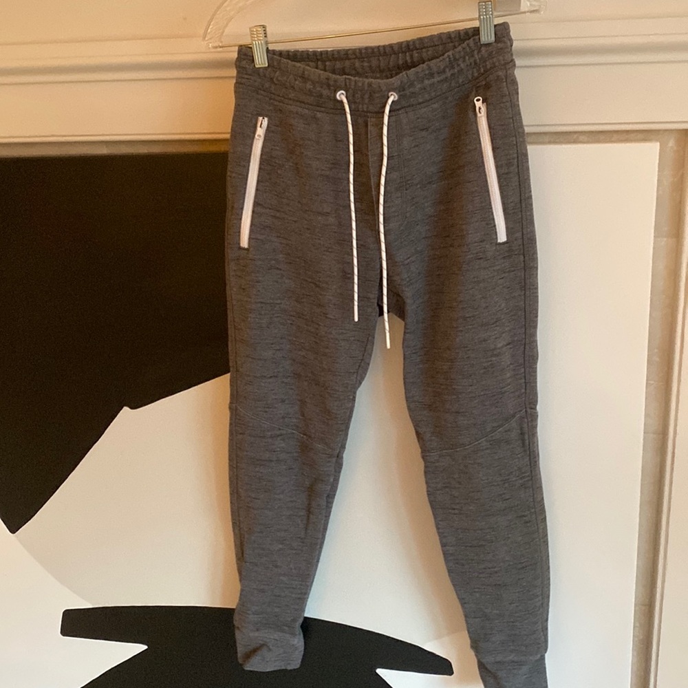 American eagle jogger